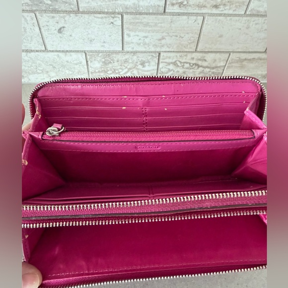 Coach Quilted Zip-Around Wallet - Pink - Picture 4 of 10